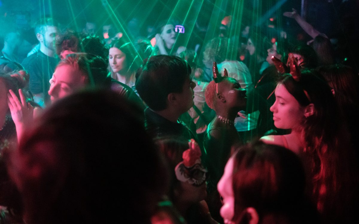 queer party wien mit drag show